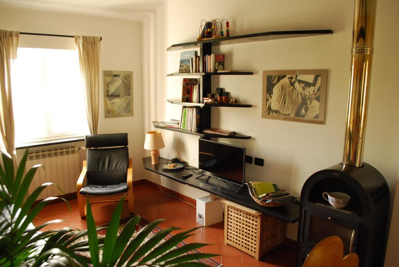Villa Maia Neirone Exterior foto
